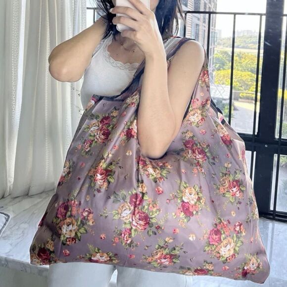 New Flower Print Reusable Bag - Picture 2 of 5